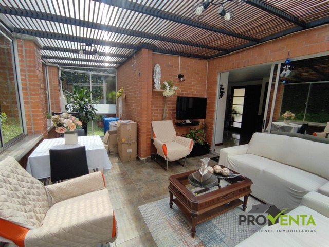 Cra. 27, Zona 6, Envigado, Antioquia, Colombia 3